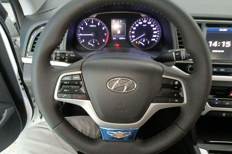 Used Hyundai Elantra (6th Generation / Lingdong) 2016 1.6L Automatic ZhiXuan · Youth Edition
