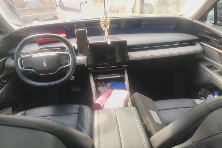 Used Lincoln Nautilus 2023 2.0T All-Wheel-Drive Luxury Edition Center Console