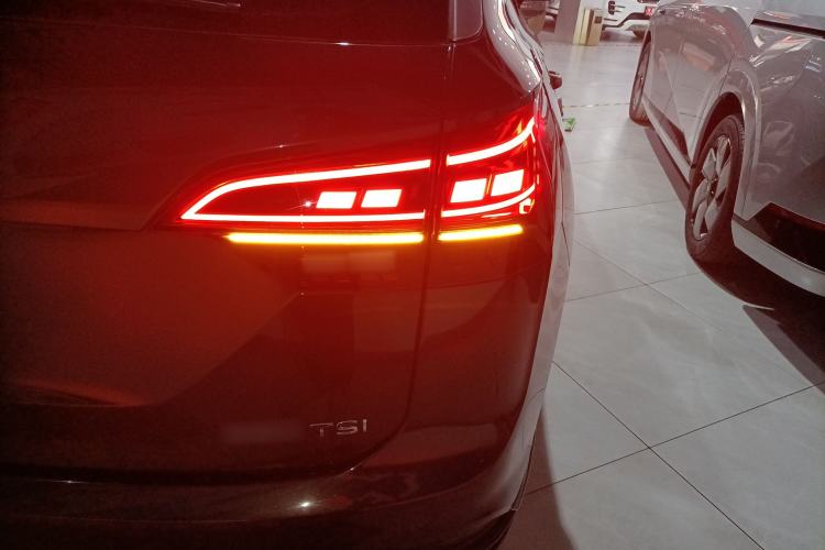 Used Volkswagen Tayron 2021 330TSI Two-Wheel Drive Luxury Smart Connectivity Version