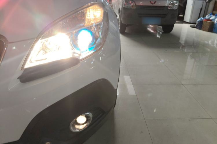 Used Buick Encore 2014 1.4T Automatic Two-Wheel Drive Urban Elite Model Left Front Headlight