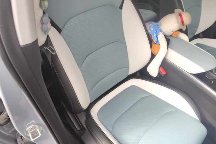 Used Geely Auto Emgrand S 2022 1.4T CVT Crossover Player Edition