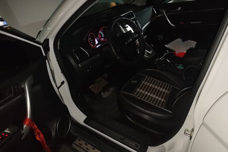 Ojetý Haval H6 2017 Red-Label Sport Edition 1.5T Automatic Two-Wheel Drive Luxury Model