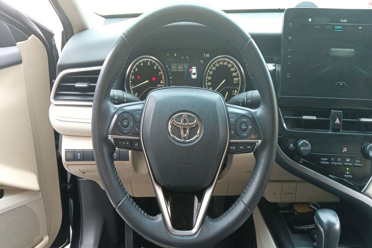 Used Toyota Camry 2021 2.0G Luxury Edition