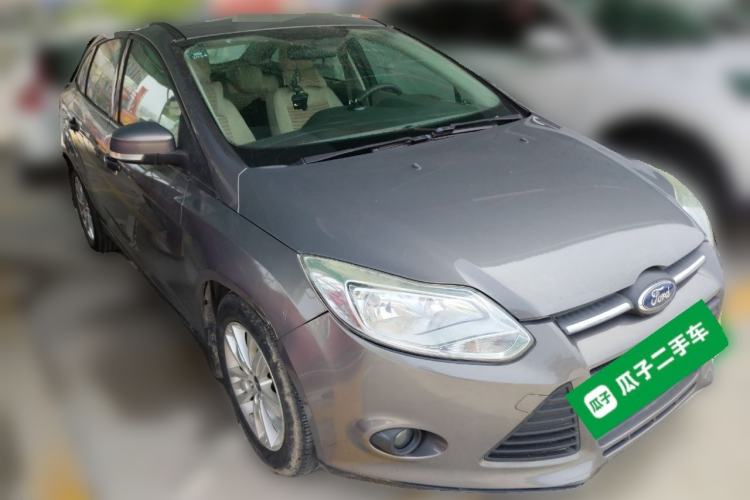 Used Ford Focus 2012 Sedan 1.6L Automatic Comfort Model Front Right 45 Deg