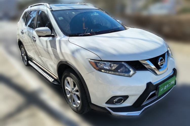 Used Nissan X-Trail 2014 2.0L CVT Comfort Edition 2WD Front Right 45 Deg