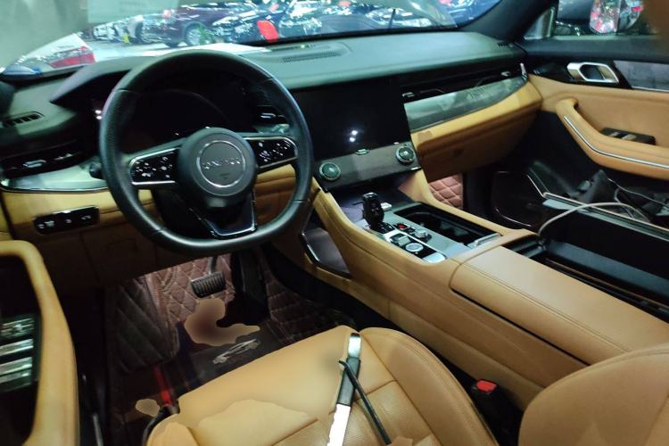 Used Lynk & Co 09 EM-P 2023 2.0TD EM-P Long-Range Version PM 7-Seater