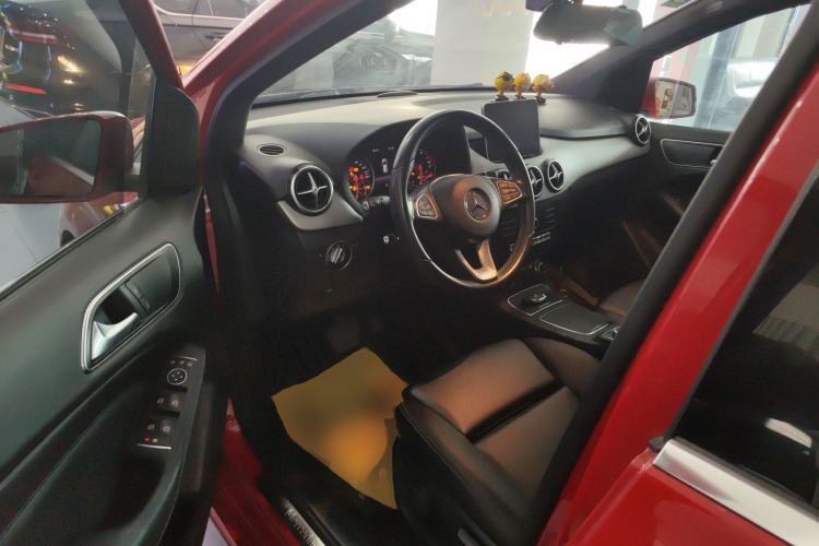 Used Mercedes-Benz B-Class 2018 B 200 Sport Edition