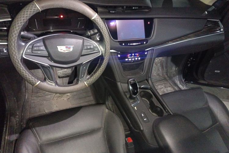 Used Cadillac XT5 2016 25T Luxury Model