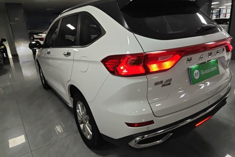 Used Haval M6 2021 PLUS 1.5T DCT Luxury Smart Connectivity Model Exterior 2
