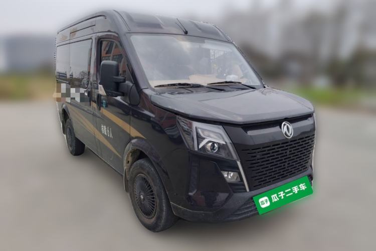 Used Dongfeng Yufeng 2023 V9+ 2.0T Manual Front-Drive Multi-Function Short-Chassis Mid-Height 5/6-Seater Front Right 45 Deg