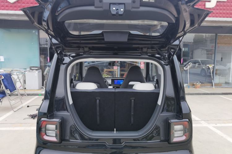 Used Geely Galaxy Panda 2025 210km Panda Kart Trunk