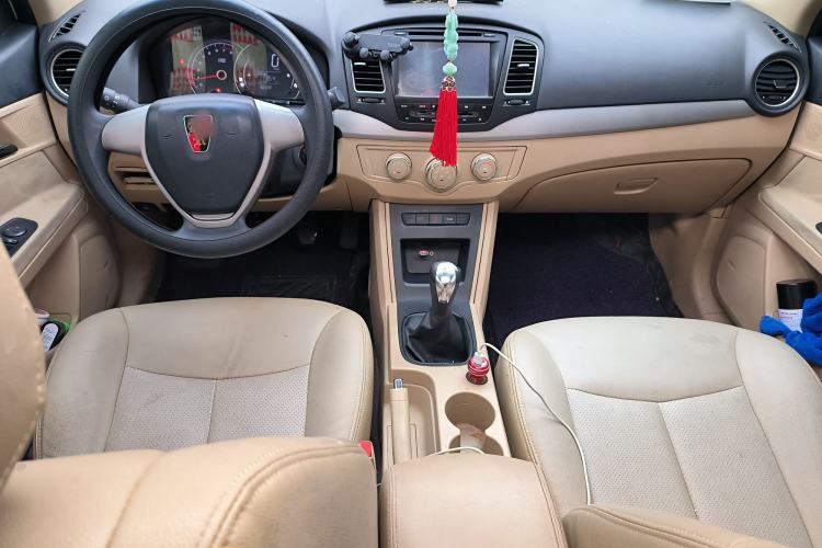 Used Roewe 350 2015 1.5L Manual Luxury Sunroof Edition