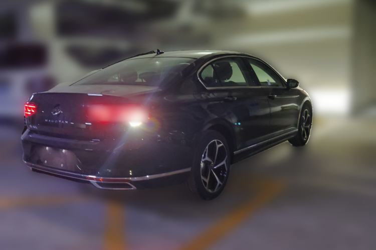 Used Volkswagen Magotan 2026 30 Million Vehicles Selected Model 280TSI DSG Luxury Edition
