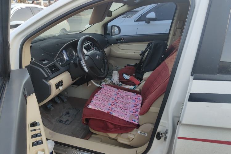 Used BAIC E Series 2013 Hatchback 1.5L Manual Lotte Edition