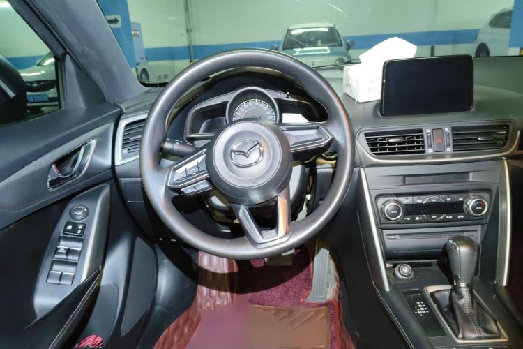 Used Mazda CX-4 2018 2.0L Automatic Two-Wheel Drive Blue Sky Exploration Version China V Standard Steering Wheel