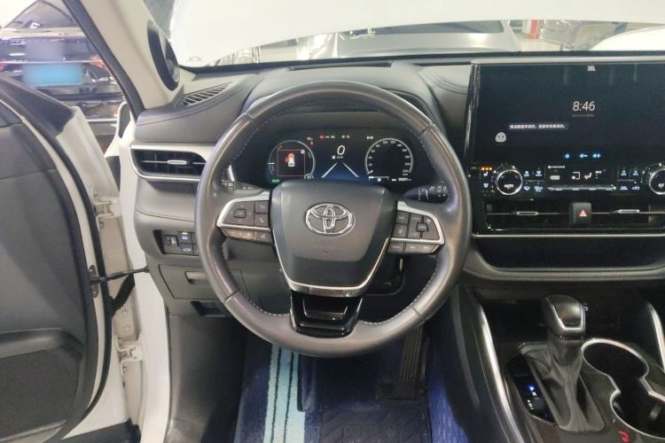 Used Toyota Highlander 2022 Dual-Engine 2.5L Four-Wheel Drive Supreme Edition 7-Seater Steering Wheel