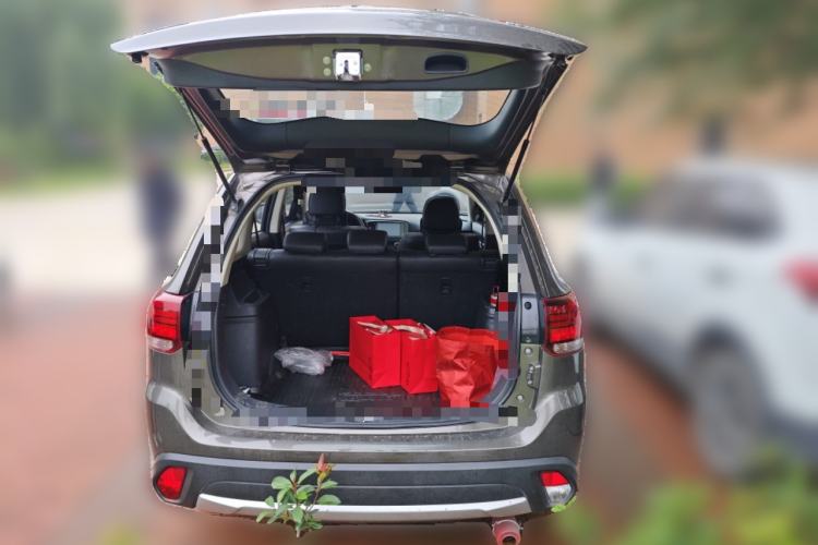 Used Mitsubishi Outlander 2017 2.0L Two-Wheel Drive Glory Edition 5 Seats Trunk