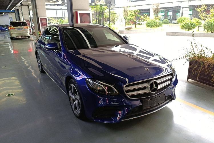 Used Mercedes-Benz E-Class 2018 E 300 L Sporty and Stylish Model