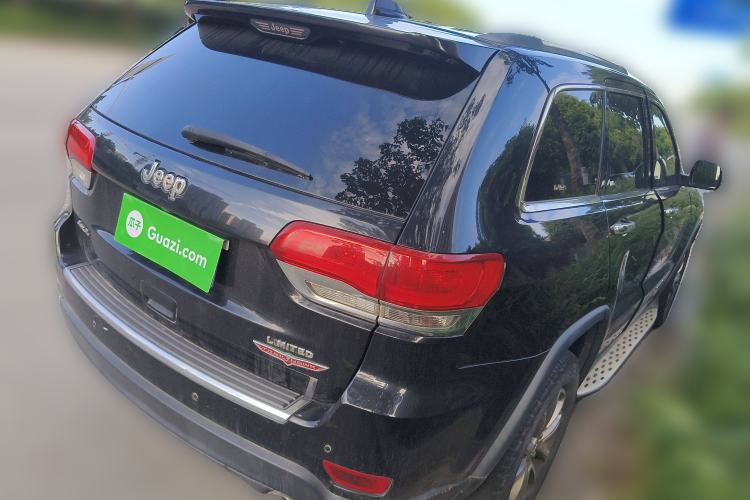 Used Jeep Grand Cherokee 2012 3.6L Flagship Navigation Edition