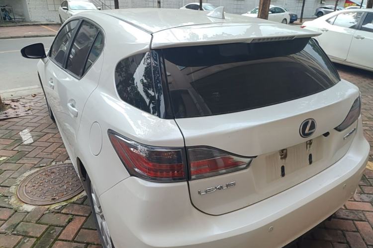 Used Lexus CT 2014 CT200h Elite Edition Monochrome Rear Left 45 Deg