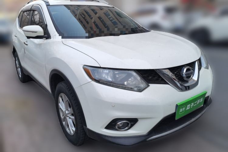 Used Nissan X-Trail 2014 2.0L CVT Comfort Edition 2WD Front Right 45 Deg