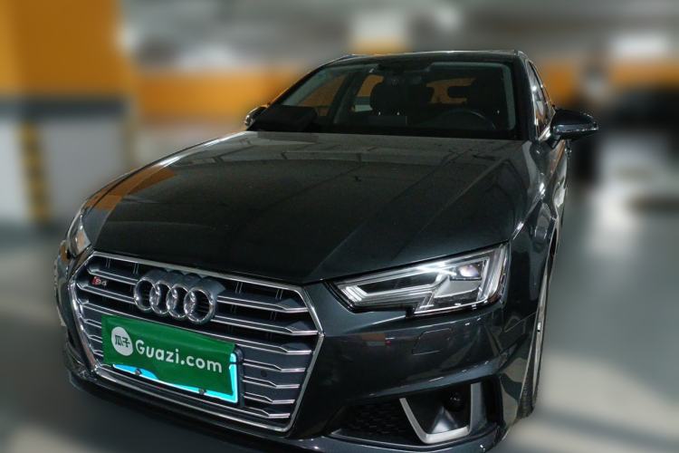 Used Audi A4 2020 Avant Avant-garde 40 TFSI Fashionable and Dynamic Model