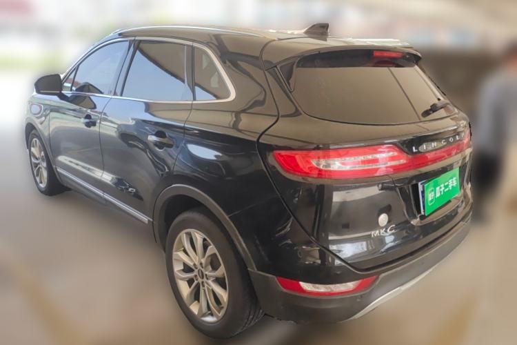 Used Lincoln MKC 2017 2.0T Two-Wheel-Drive Luxury Edition Rear Left 45 Deg