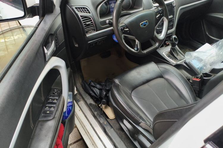 Used Geely Auto Emgrand 2016 Sedan 1.5L CVT Upward Version
