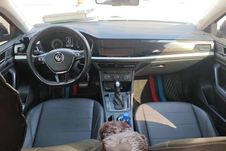 Used Volkswagen Lavida 2021 1.5L Automatic Comfort Edition Center Console