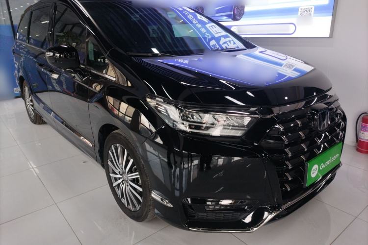 Used Honda Elysion 2022 2.0L eHEV Prestige Edition
