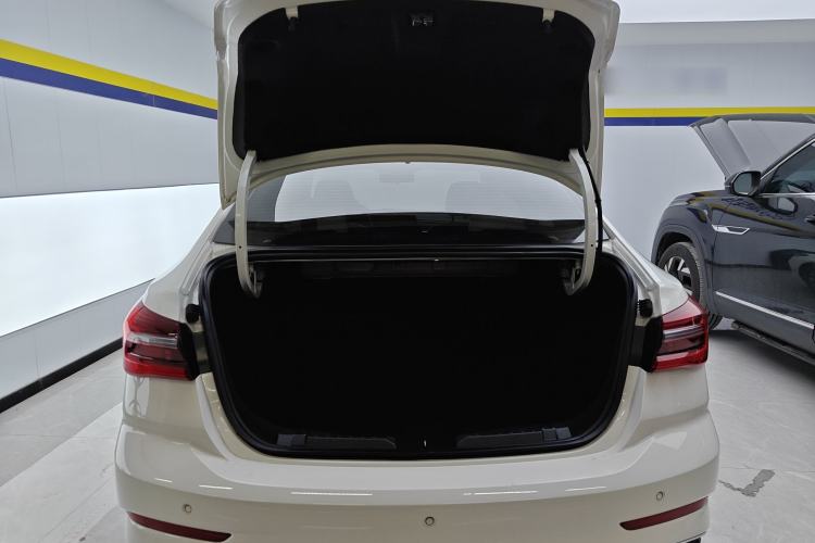 Used Ford Escort 2021 1.5L Automatic Diamond Edition
