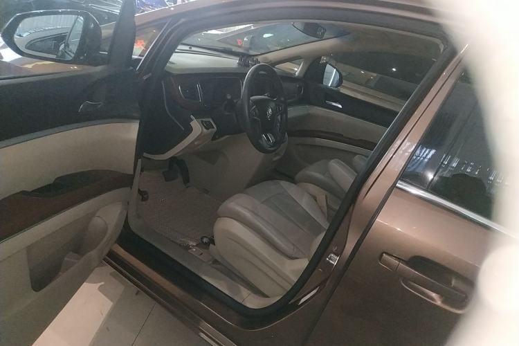 Used Buick GL8 2018 28T Comfort Model China VI Standard Driver Seat