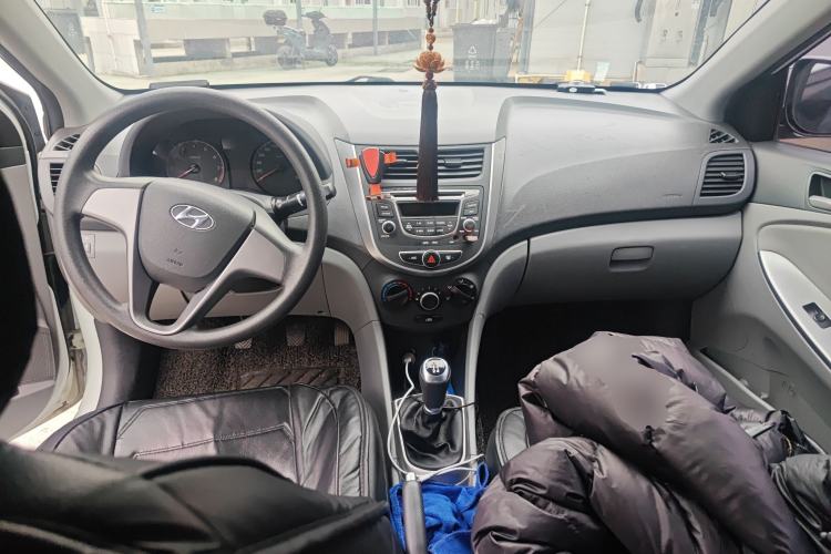 Used Hyundai Verna (older generation) 2014 1.4L Manual Smart GLS Trim
