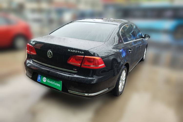 Used Volkswagen Magotan 2013 1.8TSI Premier Model Rear Right 45 Deg