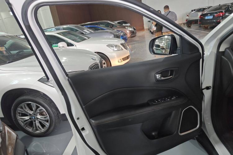 Used Jeep Compass 2019 220T Automatic Family Edition