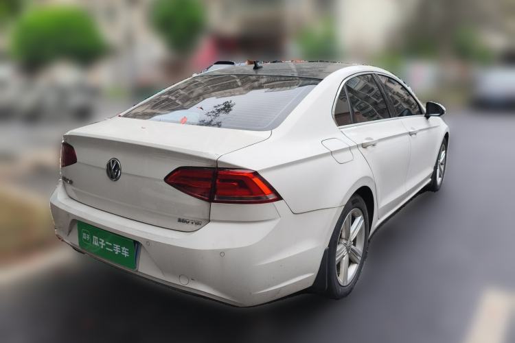 Used Volkswagen Lamando 2017 280TSI DSG Comfort Edition Rear Right 45 Deg