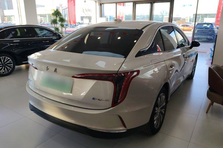 Used Hongqi E-QM5 2022 431 km Charge & Enjoy Edition
