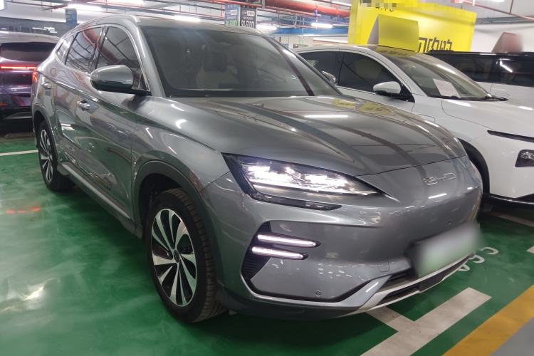 Used BYD Song PLUS New Energy 2023 Champion Edition EV 520KM Prestige Model
