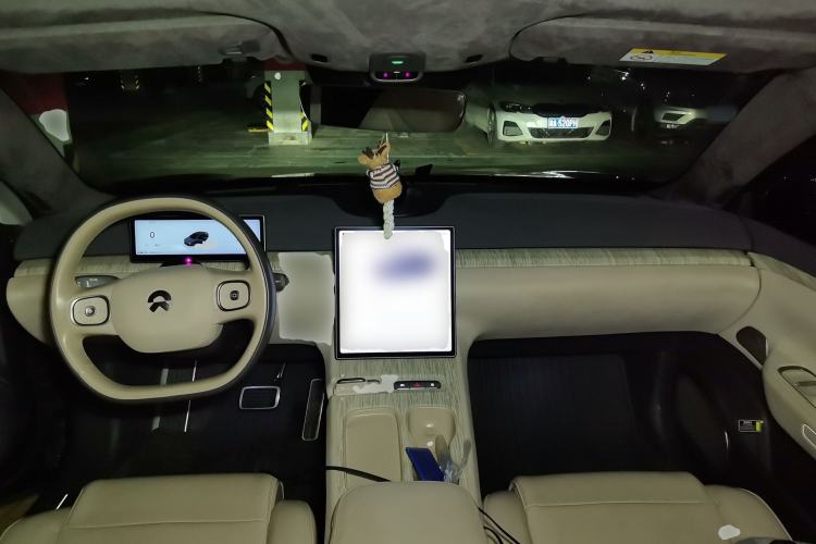 Used Nio ET7 2022 100kWh First Edition Center Console