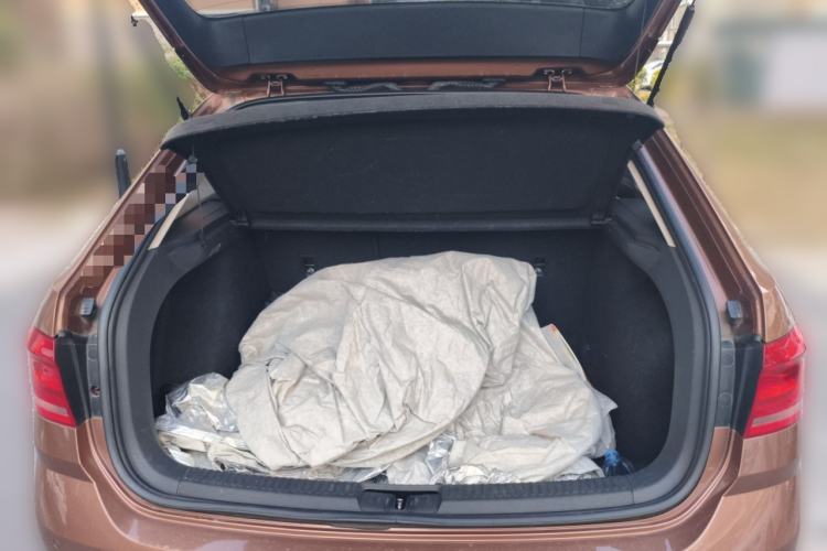 Used Volkswagen Gran Lavida 2015 1.6L Automatic Comfort Edition
