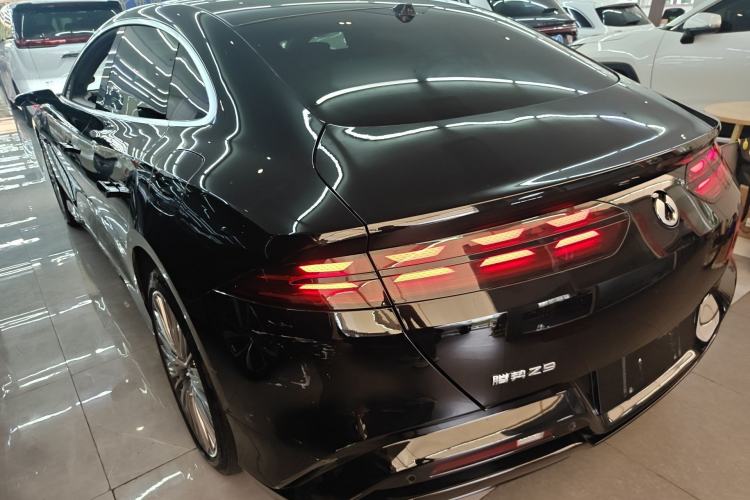 Used Denza Z9 2024 1100 km All-Wheel-Drive Ultra Version
