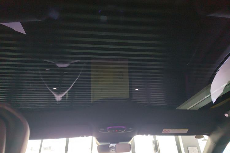 Used Xiaomi Auto SU7 2024 Rear-Drive Long-Range Intelligent Driving Version Headliner