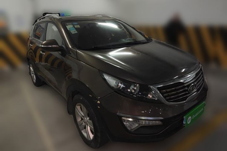 Used Kia Sportage R 2011 2.0L Automatic Two-Wheel Drive GLS Front Right 45 Deg