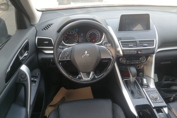 Used Mitsubishi Eclipse Cross 2019 1.5T CVT Two-Wheel Drive Dream Edition China VI Standard Steering Wheel