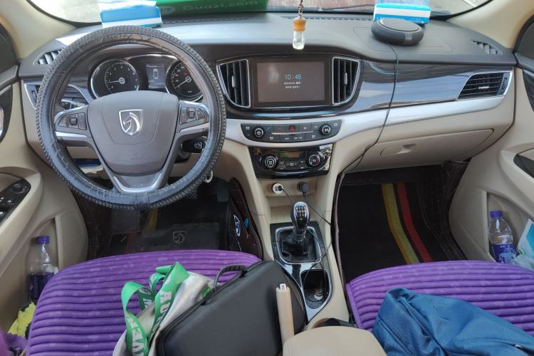 Used Baojun 730 2016 1.5T Manual Luxury Edition 7 Seats
