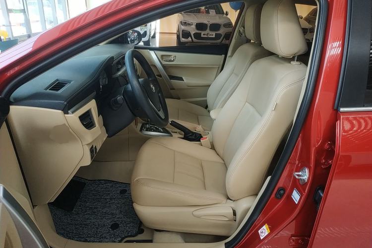 Used Toyota Corolla 2014 1.6L CVT GL Left Front Seat