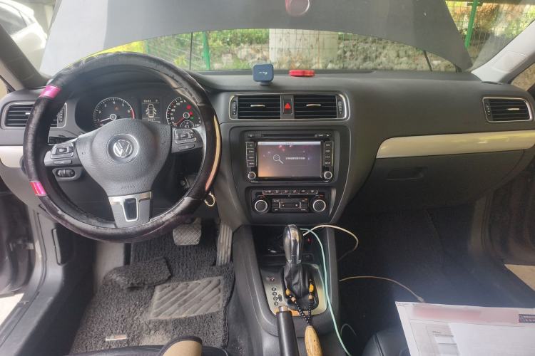 Used Volkswagen Sagitar 2012 1.4TSI Automatic Luxury Edition
