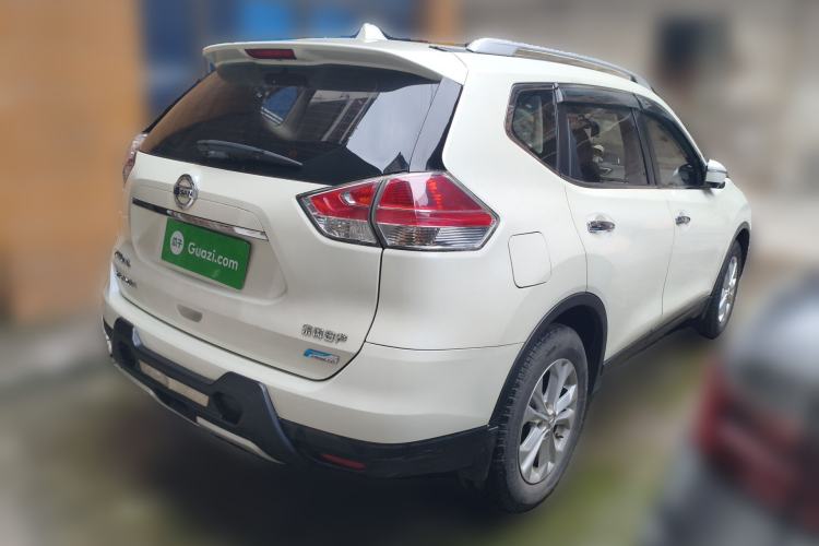 Used Nissan X-Trail 2014 2.5L CVT Luxury Edition 4WD
