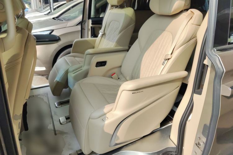 Used Buick GL8 2023 ES Lu Zun Luxury Model
