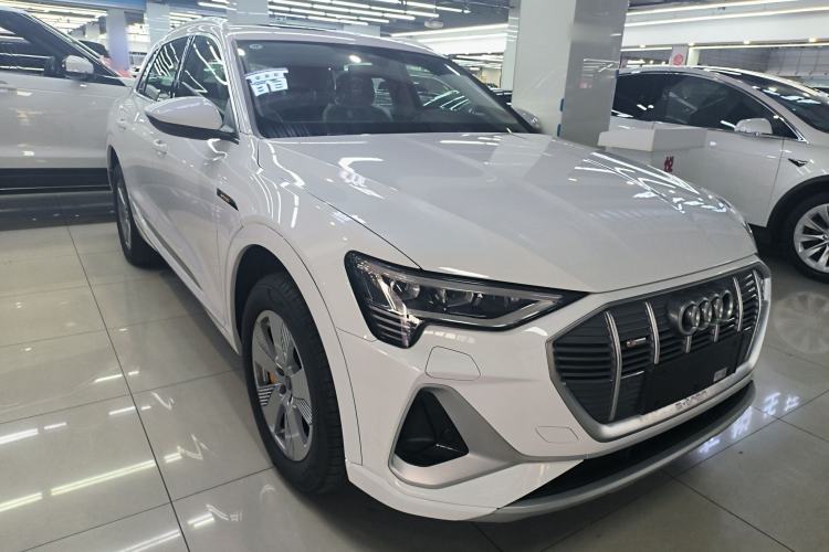 Used Audi e-tron 2021 50 quattro Luxury Edition